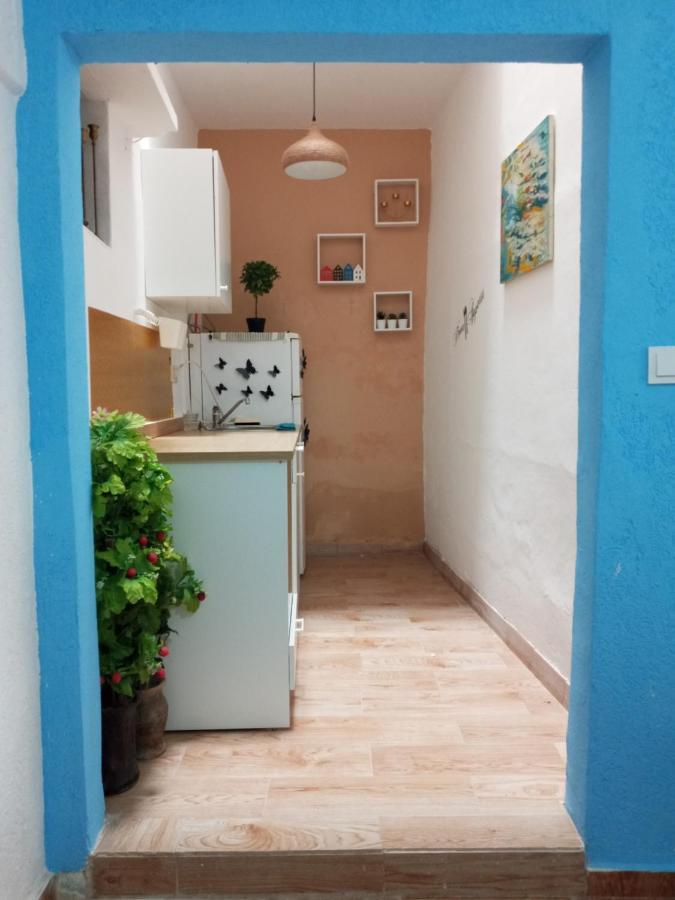 Pension Larbi Asilah Esterno foto