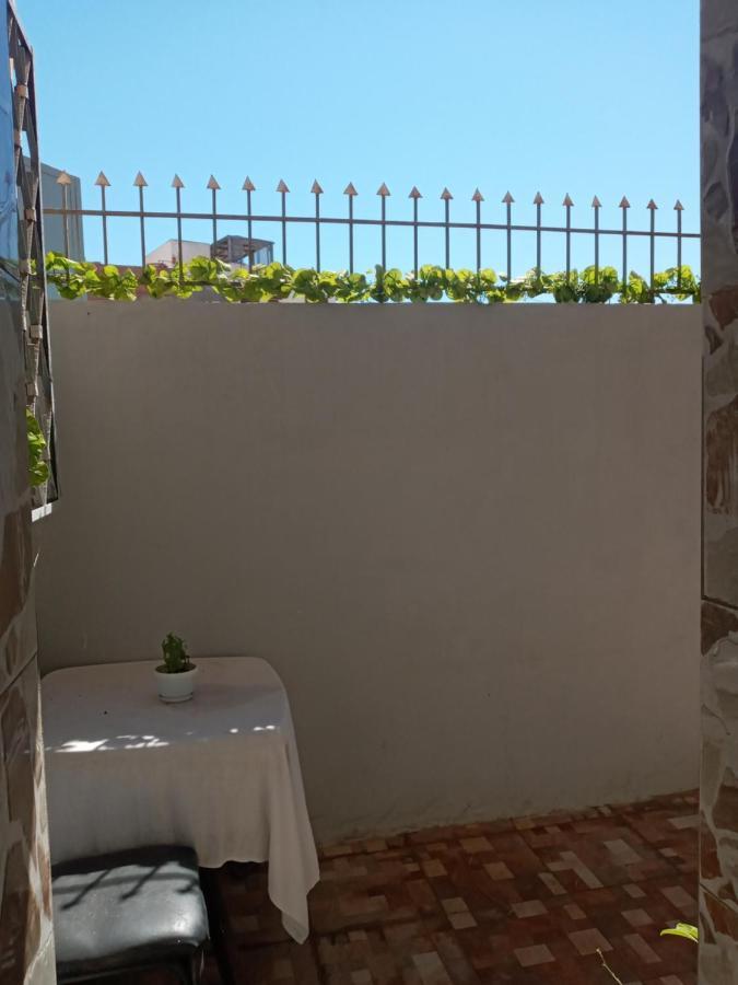 Pension Larbi Asilah Esterno foto